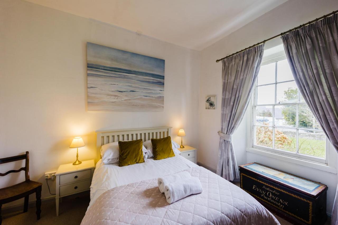 May Tree Cottage Manorbier 5 Mins From The Beach Sleeps 4 المظهر الخارجي الصورة