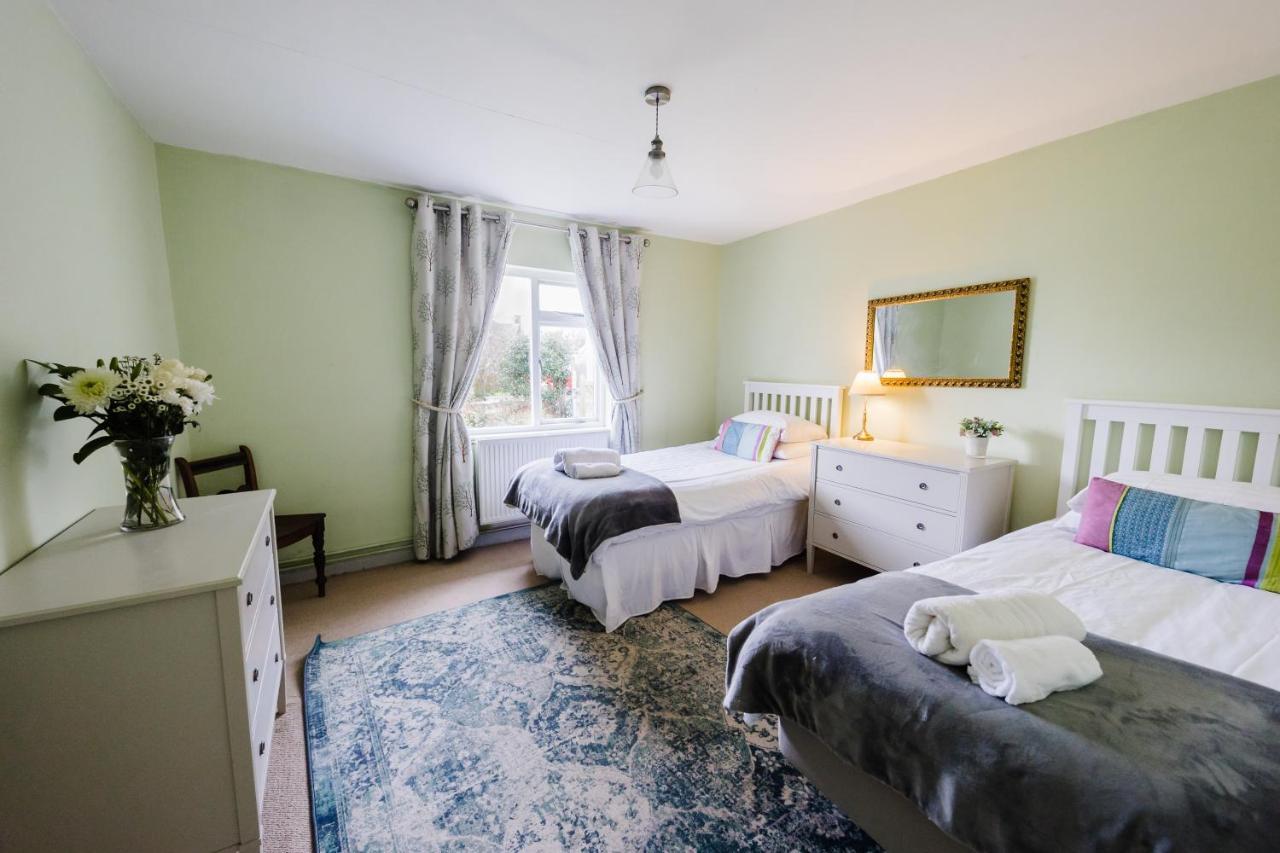 May Tree Cottage Manorbier 5 Mins From The Beach Sleeps 4 المظهر الخارجي الصورة